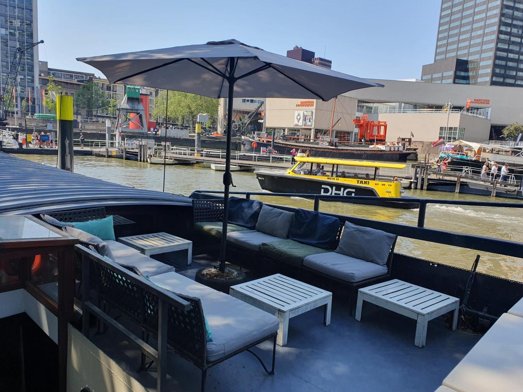 Houseboat Holiday Apartments Rotterdam Oda fotoğraf