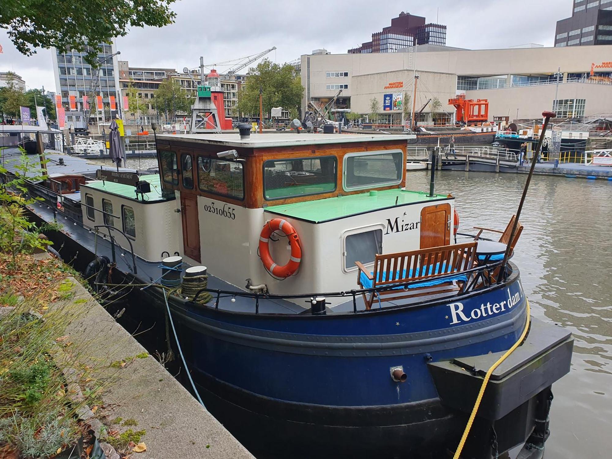 Houseboat Holiday Apartments Rotterdam Oda fotoğraf